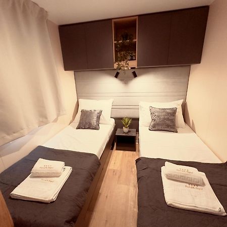 Hotel Pearl Of The Biograd Biograd Na Moru Esterno foto