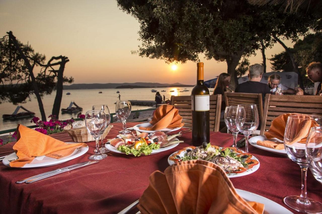 Hotel Pearl Of The Biograd Biograd Na Moru Esterno foto