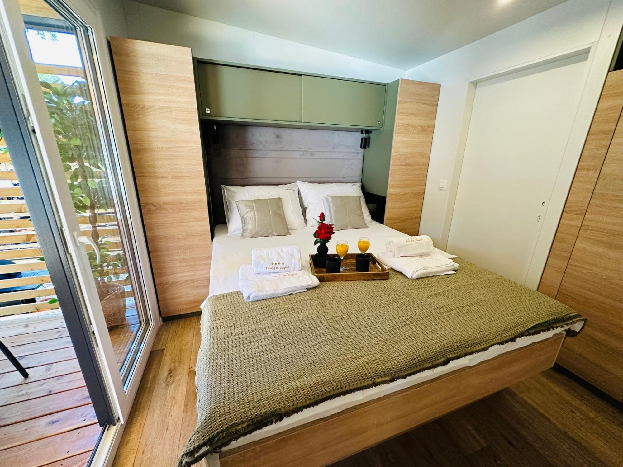 Hotel Pearl Of The Biograd Biograd Na Moru Esterno foto