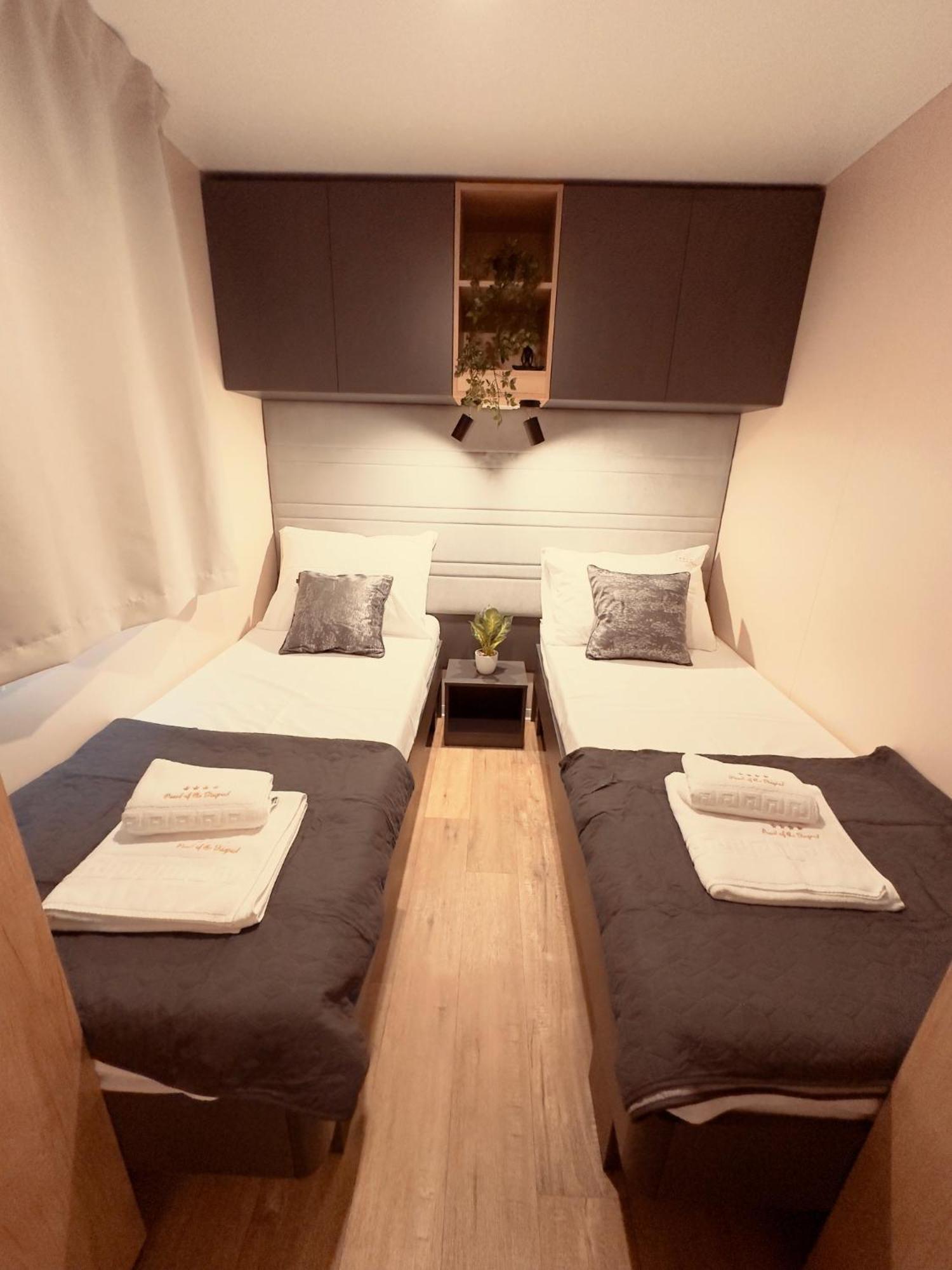 Hotel Pearl Of The Biograd Biograd Na Moru Esterno foto